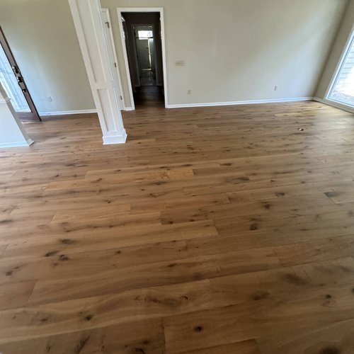 Villa Blanca engineered hardwood in Santiago
